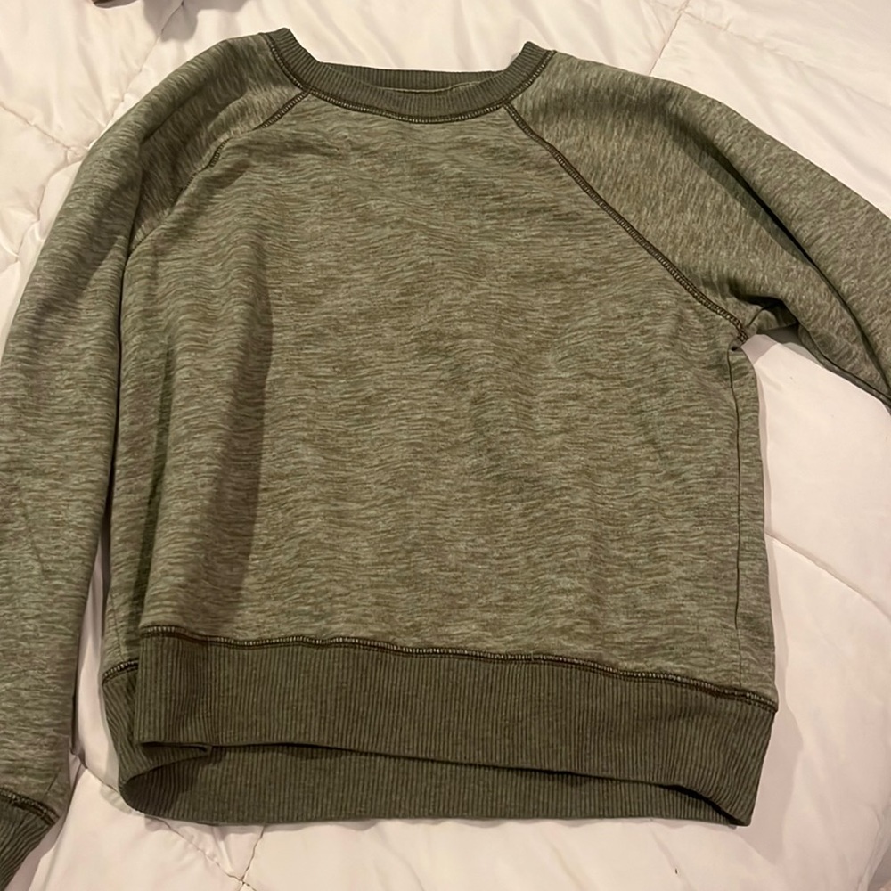 American Eagle Sweatshirt
